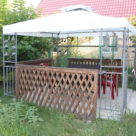 Lyustdorf Apartment Odesa